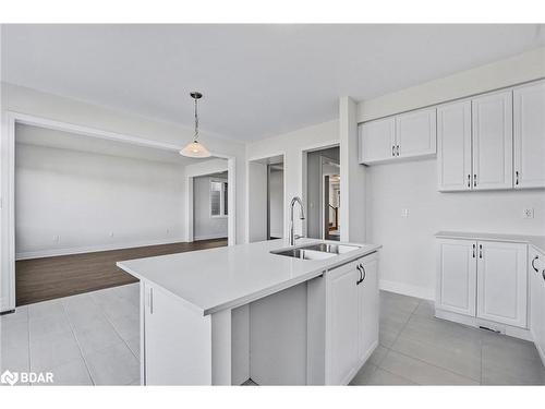 21 Rosanne Circle, Wasaga Beach, ON - Indoor Photo Showing Kitchen With Double Sink