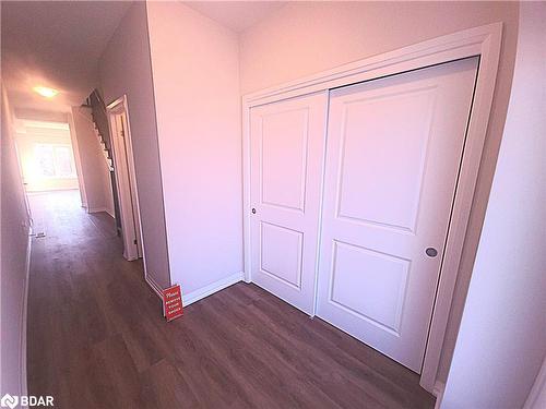 6 Whelan Court, Thorold, ON - Indoor Photo Showing Other Room