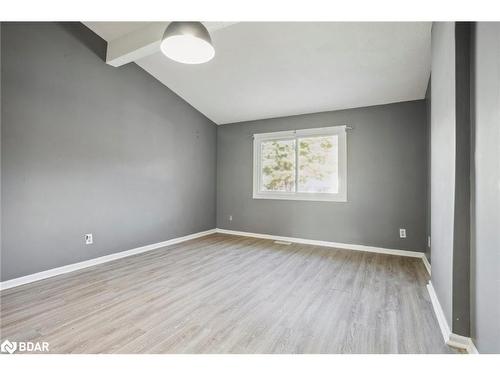 57 Arbour Glen Crescent, London, ON - Indoor Photo Showing Other Room