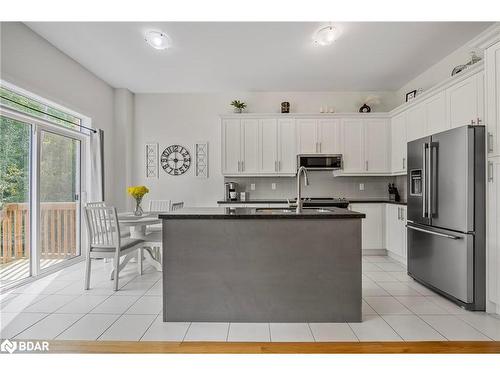 17 Farwell Avenue, Wasaga Beach, ON - Indoor Photo Showing Kitchen With Stainless Steel Kitchen With Double Sink