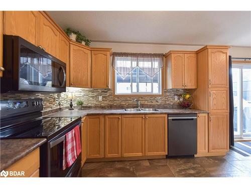 3015 South Sparrow Lake Road, Washago, ON - Indoor Photo Showing Kitchen With Double Sink