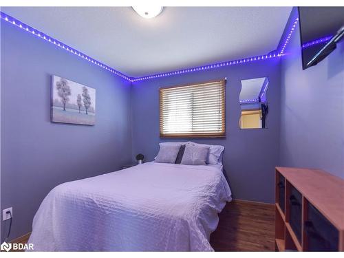 3015 South Sparrow Lake Road, Washago, ON - Indoor Photo Showing Bedroom