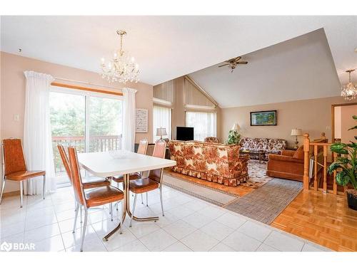 84 Wendake Road, Tiny, ON - Indoor Photo Showing Dining Room