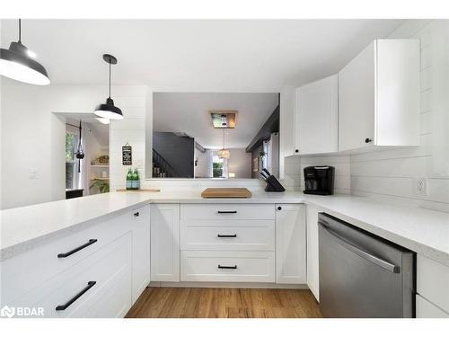 205 Fox Street, Penetanguishene, ON - Indoor Photo Showing Kitchen