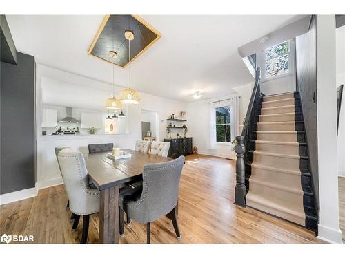 205 Fox Street, Penetanguishene, ON - Indoor Photo Showing Dining Room