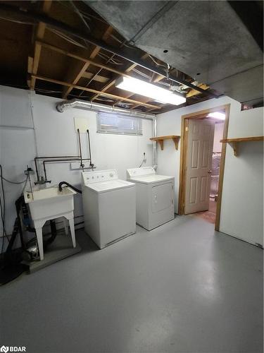 1023 Carson Road, Springwater, ON - Indoor Photo Showing Laundry Room