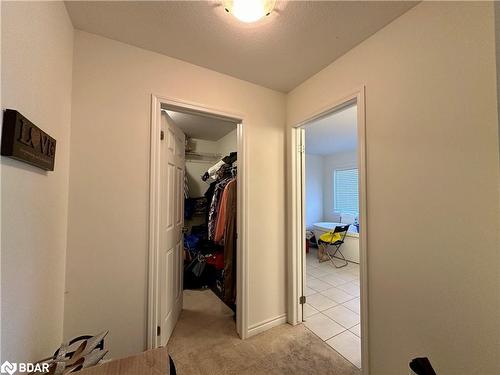 396 Equestrian Way, Cambridge, ON - Indoor Photo Showing Other Room