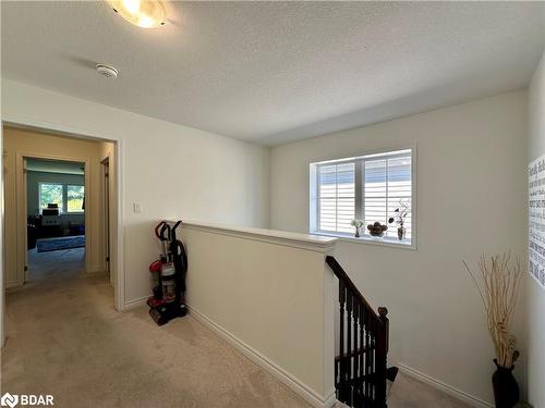 396 Equestrian Way, Cambridge, ON - Indoor Photo Showing Other Room