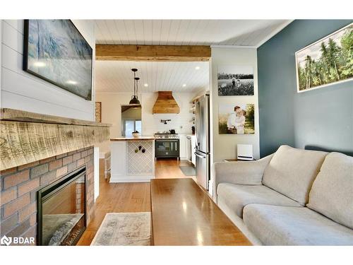 3429 Penetanguishene Road, Oro-Medonte, ON - Indoor Photo Showing Living Room With Fireplace