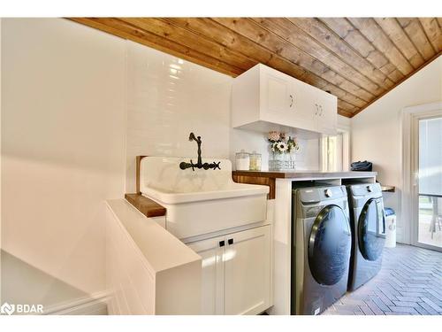 3429 Penetanguishene Road, Oro-Medonte, ON - Indoor Photo Showing Laundry Room