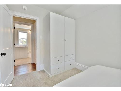 3429 Penetanguishene Road, Oro-Medonte, ON - Indoor Photo Showing Bedroom