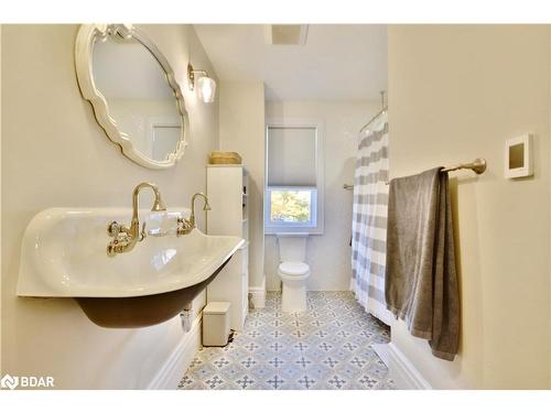 3429 Penetanguishene Road, Oro-Medonte, ON - Indoor Photo Showing Bathroom