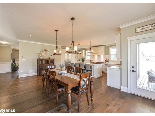 2448 Stockdale Road, Severn, ON - Indoor Photo Showing Dining Room