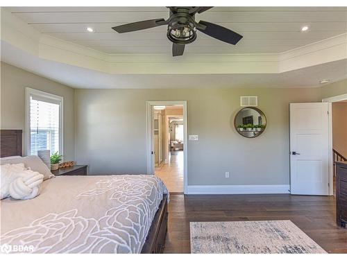 2448 Stockdale Road, Severn, ON - Indoor Photo Showing Bedroom