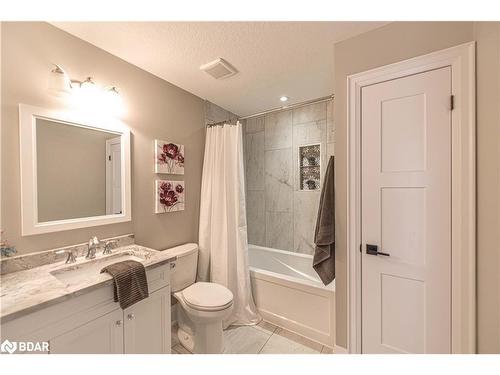 2448 Stockdale Road, Severn, ON - Indoor Photo Showing Bathroom