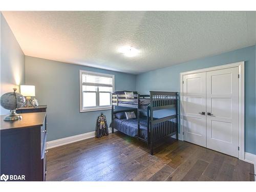 2448 Stockdale Road, Severn, ON - Indoor Photo Showing Bedroom