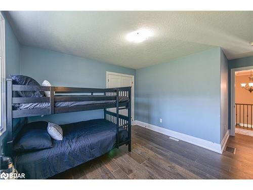 2448 Stockdale Road, Severn, ON - Indoor Photo Showing Bedroom