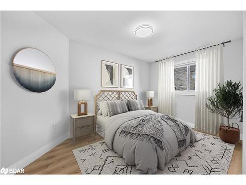 134 Country Lane, Barrie, ON - Indoor Photo Showing Bedroom