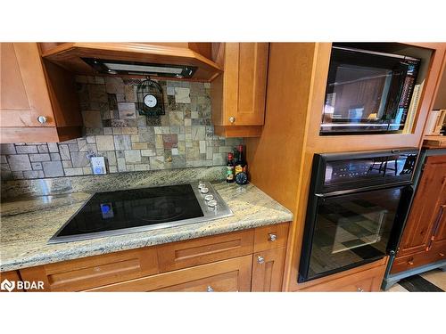 4372 Conners Bay Lane, Coldwater, ON - Indoor Photo Showing Kitchen