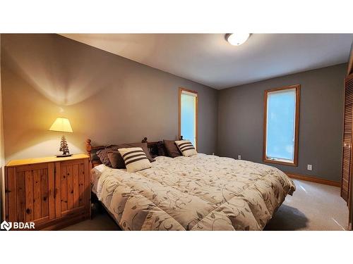 4372 Conners Bay Lane, Coldwater, ON - Indoor Photo Showing Bedroom