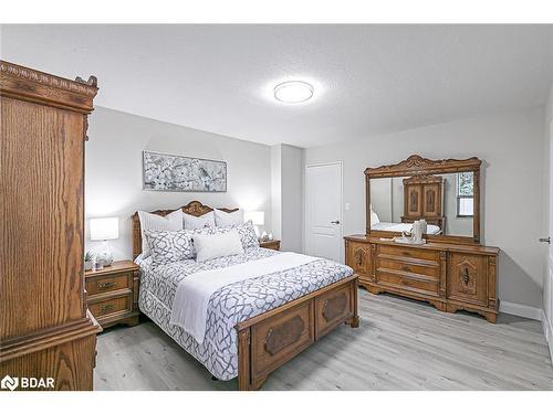 314-10 Edgecliff Golfway, North York, ON - Indoor Photo Showing Bedroom