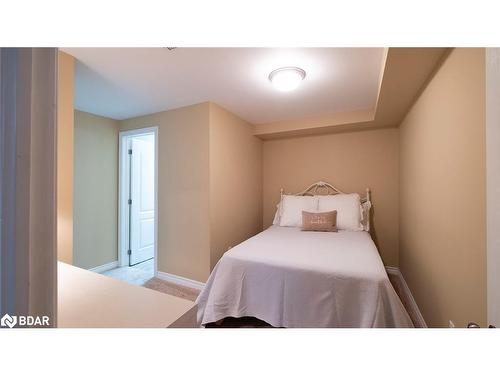 1012 Cook Drive, Midland, ON - Indoor Photo Showing Bedroom