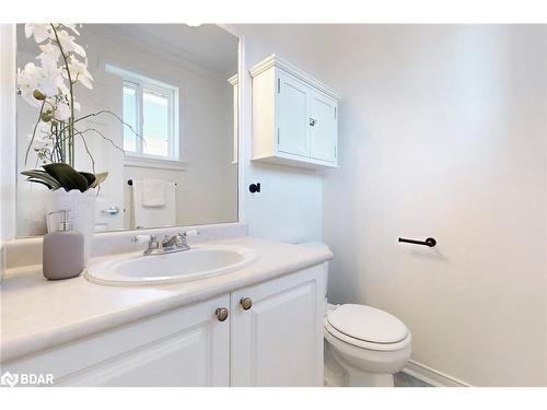 30 Ambler Bay, Barrie, ON - Indoor Photo Showing Bathroom