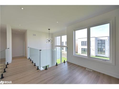 3781 Sunbank Crescent, Severn, ON - Indoor Photo Showing Other Room