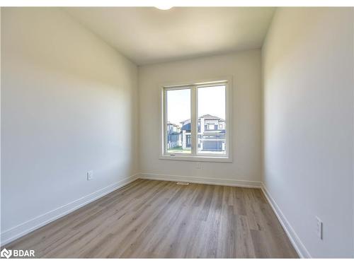 3781 Sunbank Crescent, Severn, ON - Indoor Photo Showing Other Room