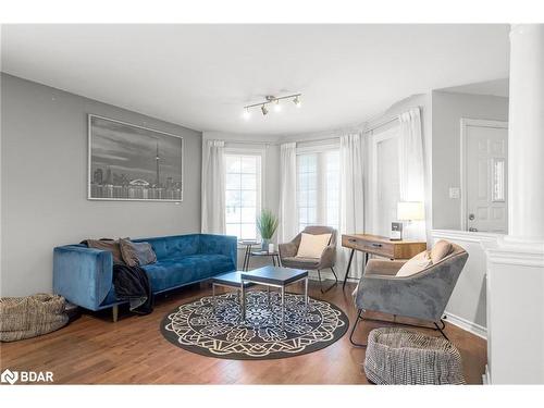 109 Ruffet Drive, Barrie, ON - Indoor Photo Showing Living Room