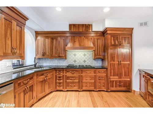 697 Lafontaine Road E, Tiny, ON - Indoor Photo Showing Kitchen