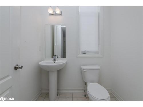 23 Mcisaac Drive, Springwater, ON - Indoor Photo Showing Bathroom