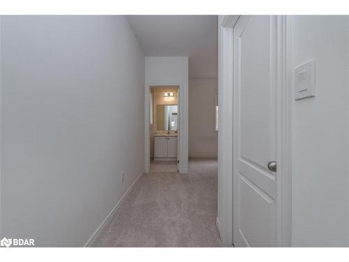 23 Mcisaac Drive, Springwater, ON - Indoor Photo Showing Other Room