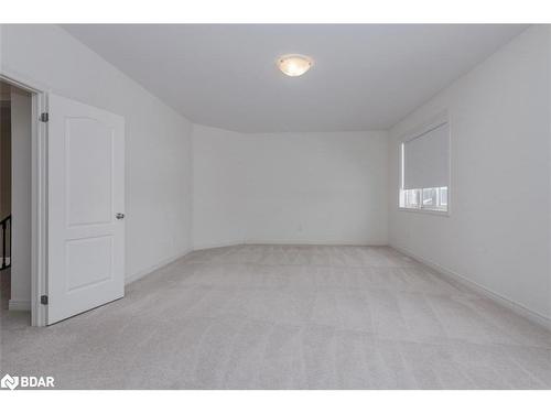 23 Mcisaac Drive, Springwater, ON - Indoor Photo Showing Other Room