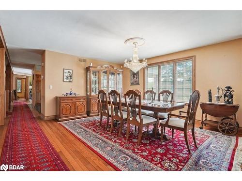 1630 Pelham Street, Fonthill, ON - Indoor Photo Showing Dining Room