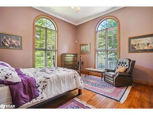 1630 Pelham Street, Fonthill, ON - Indoor Photo Showing Bedroom