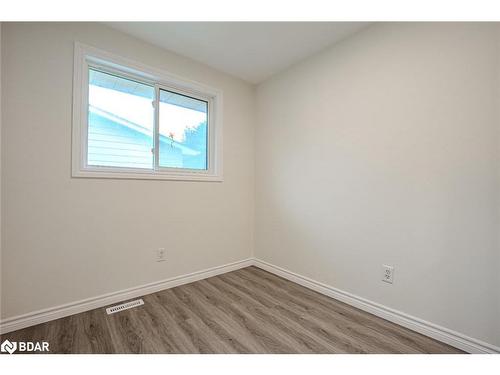 Main-35 Bernick Drive, Barrie, ON - Indoor Photo Showing Other Room