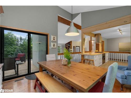 8 Pine Spring Road, Horseshoe Valley, ON - Indoor Photo Showing Dining Room