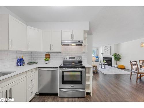 214-126 Bell Farm Road, Barrie, ON - Indoor Photo Showing Kitchen With Stainless Steel Kitchen With Upgraded Kitchen