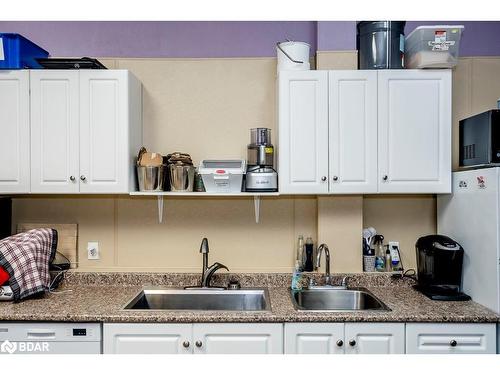 301 Concession 4 East Road, Tiny, ON - Indoor Photo Showing Kitchen