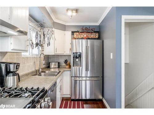 3194 Shoreview Drive, Washago, ON - Indoor Photo Showing Kitchen With Double Sink