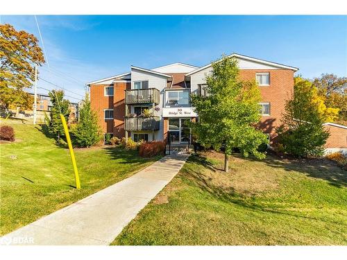 206-30 Bridge Street W, Kitchener, ON - Outdoor