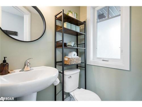 26 Archer Avenue Avenue, Collingwood, ON - Indoor Photo Showing Bathroom