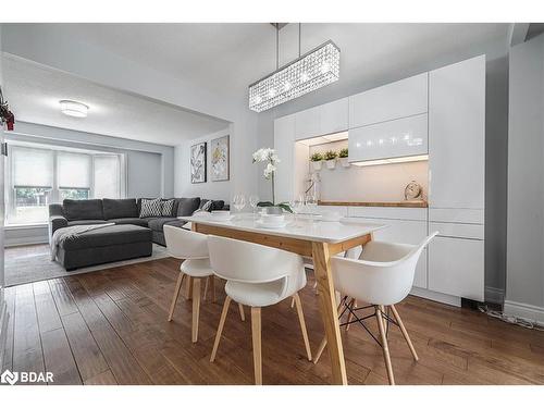 125 Alicewood Court, Etobicoke, ON - Indoor Photo Showing Dining Room