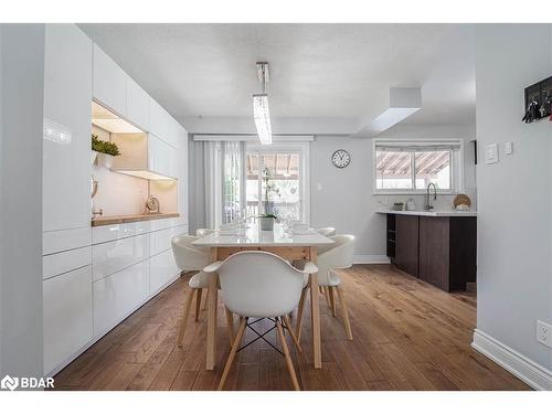 125 Alicewood Court, Etobicoke, ON - Indoor Photo Showing Dining Room