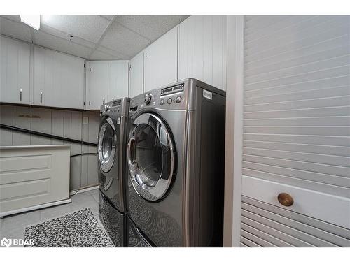 125 Alicewood Court, Etobicoke, ON - Indoor Photo Showing Laundry Room