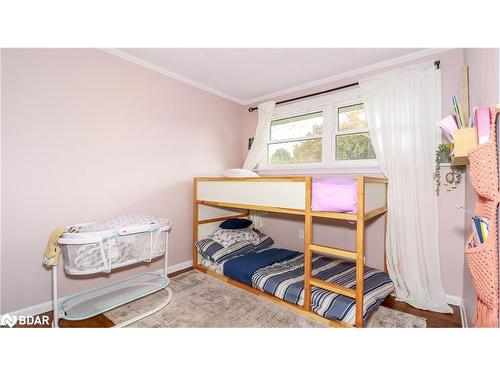 2208 Willard Avenue, Innisfil, ON - Indoor Photo Showing Bedroom