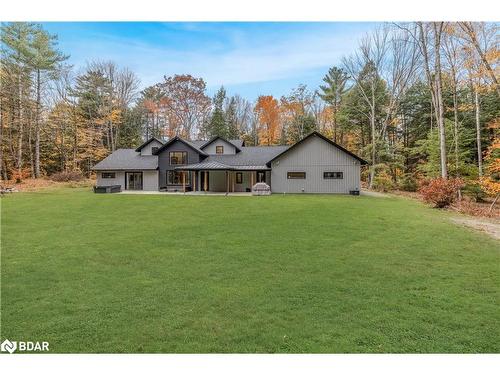 1025 Davis Drive, Gravenhurst, ON - Outdoor