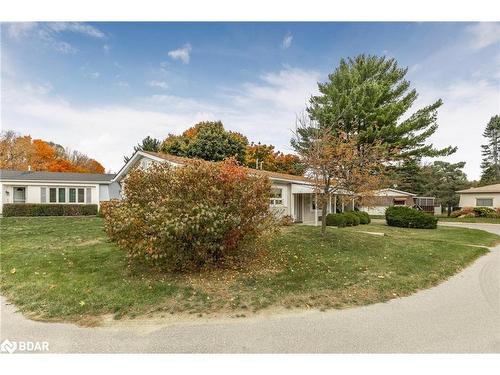 38 Main Street, Innisfil, ON - Outdoor