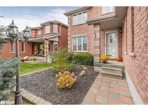 21 Kelsey Crescent, Barrie, ON - Outdoor